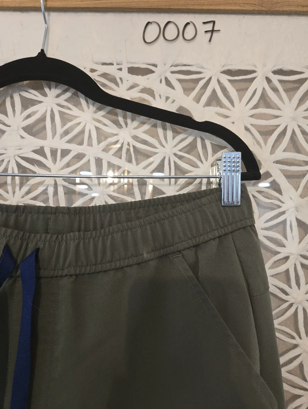 Men’s FIGS Tansen Jogger Scrub Pants Medium Short Moss Limited Edition Medical